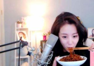 娱乐吃瓜酱失恋后遗症,揭秘娱乐圈背后的情感漩涡